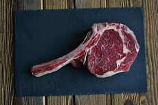 Tomahawk Steak Baby cca 650-700g Konkret