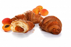 Croissant s marhuľovou náplňou 95g