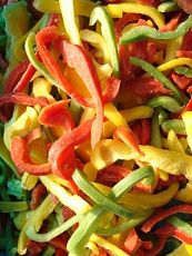 Paprika trikolóra prúžky  2,5kg