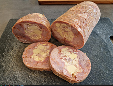 Bravčová roláda so sušenými talianskymi paradajkami cca 1-1,9kg KMS