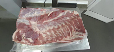 Bravčový bôčik bez kosti s kožou cca 2-3kg (C)
