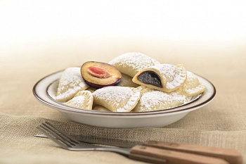 Pirôžky plnené slivkovou náplňou so škoricou 500g